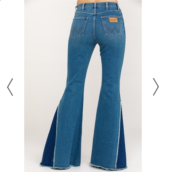 WRANGLER MODERN WOMEN'S HIGH RISE BUTTON FLARE JEA - Picture 3 of 12